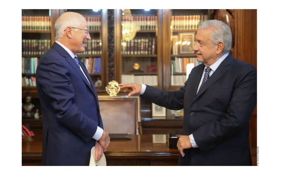 Ken Salazar y Amlo