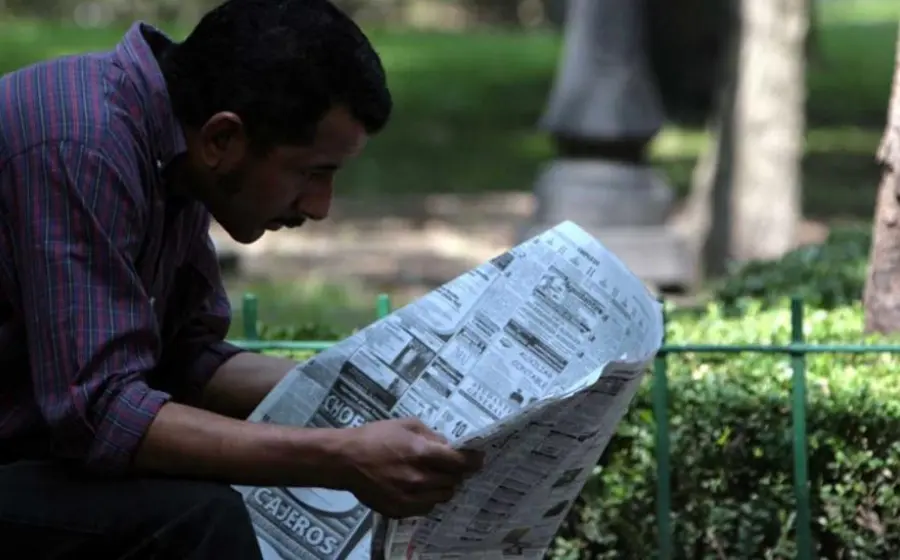 Persona buscando trabajo