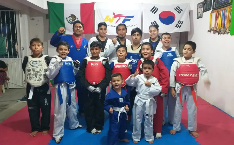 Dinastía Santos forja taekwondoínes