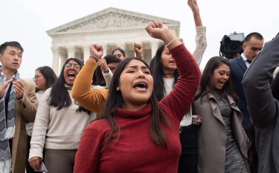 La propuesta garantizaría que los jóvenes productivos con pocos vínculos con sus países de origen no sean deportados de EU.