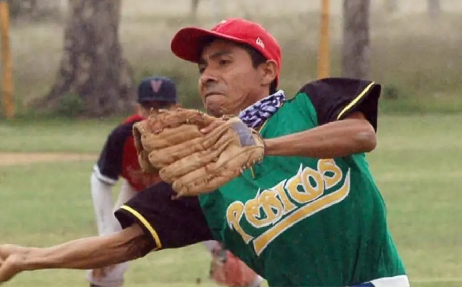 Jugador de beisbol Pericos
