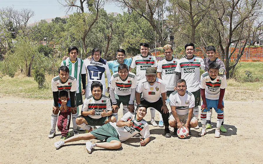 Equipo de futbol Híbridos