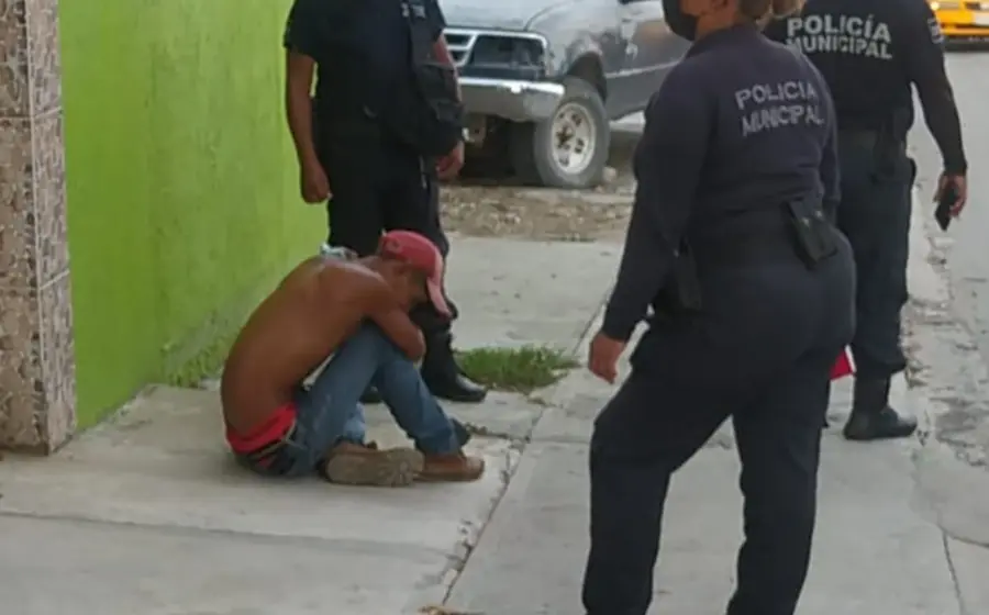 Hombre con herida de bala