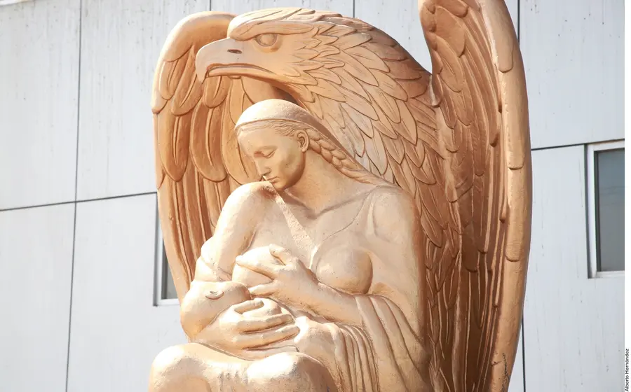 estatuilla IMSS