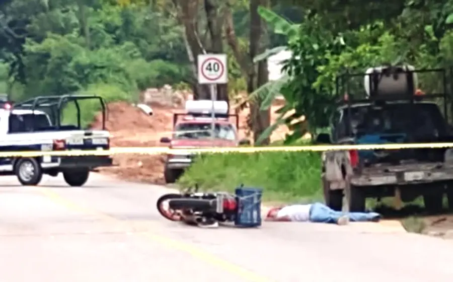Joven asesinado en la cuenca en su moto