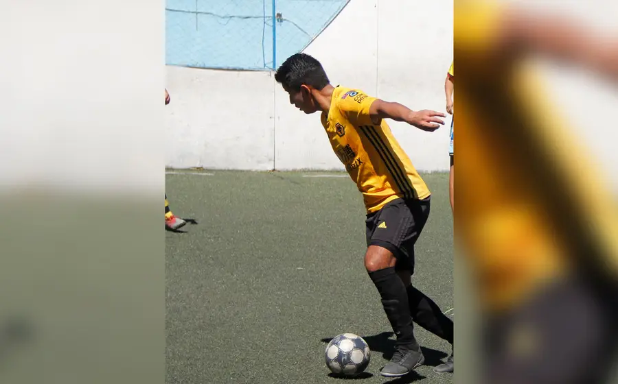La final está programada para dirimirse a partir de las 12:10 horas en la cancha Galaxia.