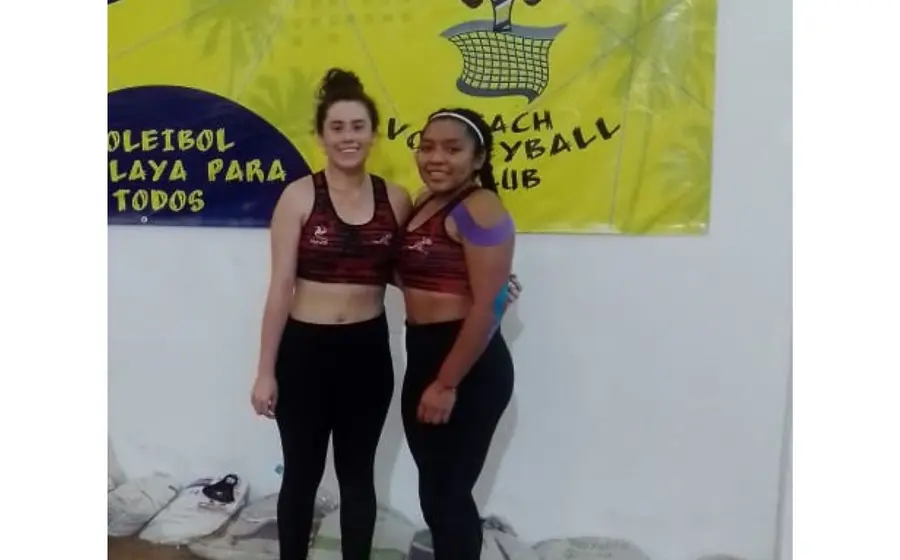 dupla femenil de voleibol