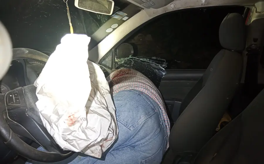 Obraro asesinado al interior de su vehículo