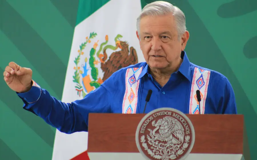 AMLO durante conferencia matutina en Oaxaca