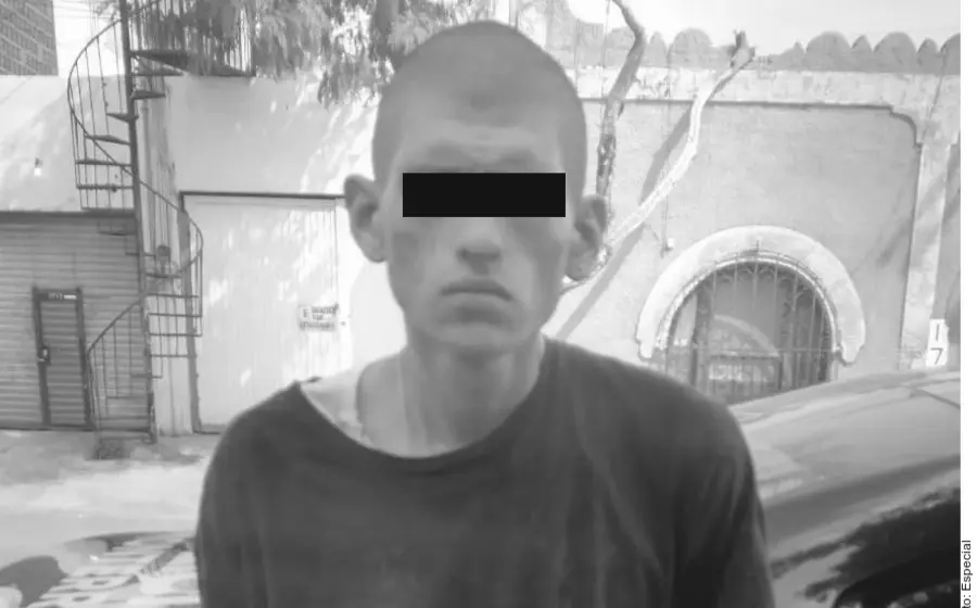 Retrato de presunto ladrón con ojos cubiertos