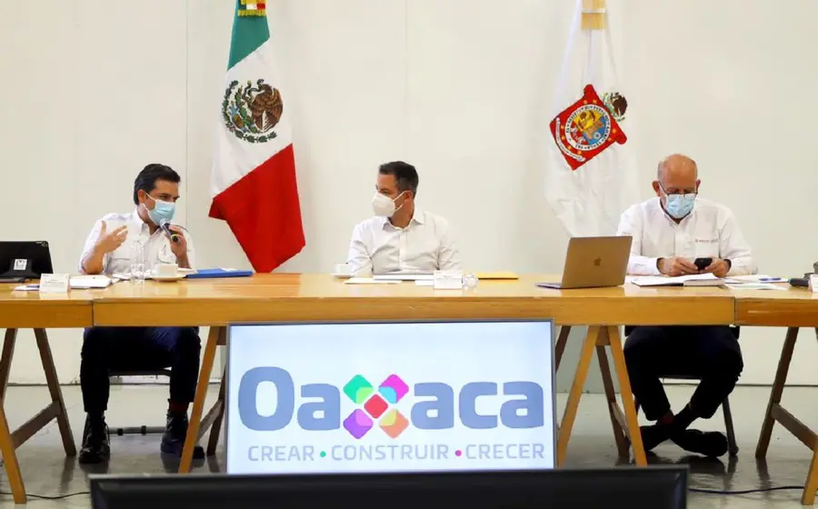 Murat reunido con titulares de salud