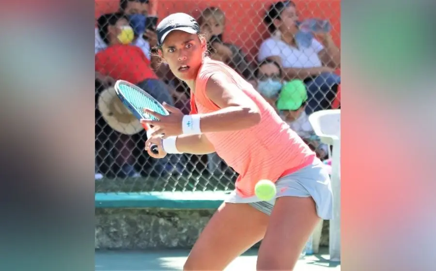 Tenista María José Portillo