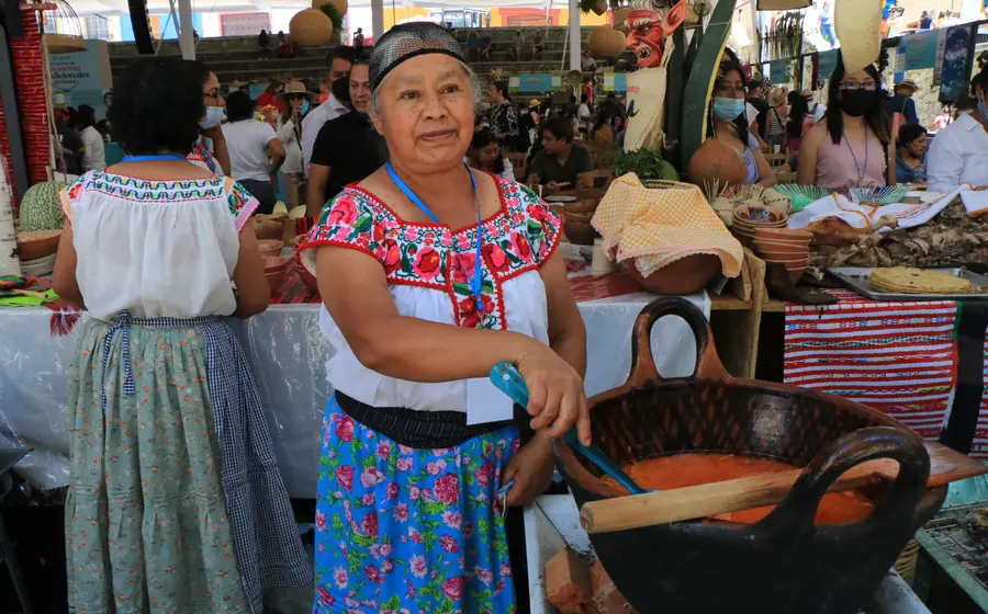 cocinera_tradicional