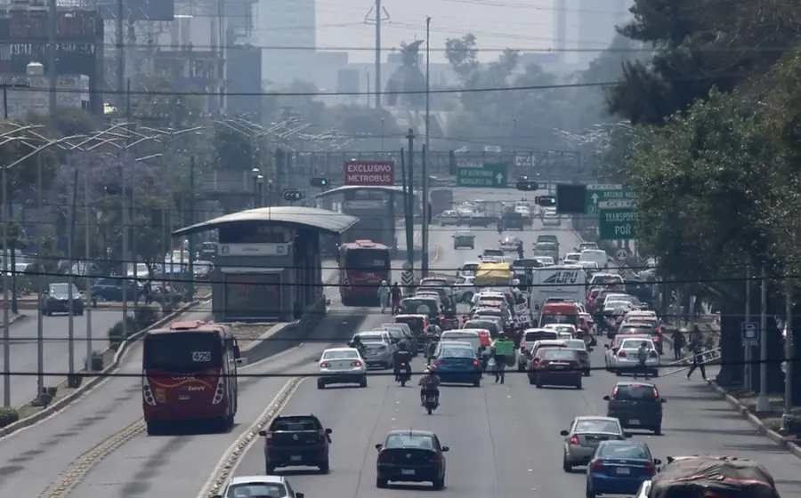 transito-y-contaminacion-en-mexico