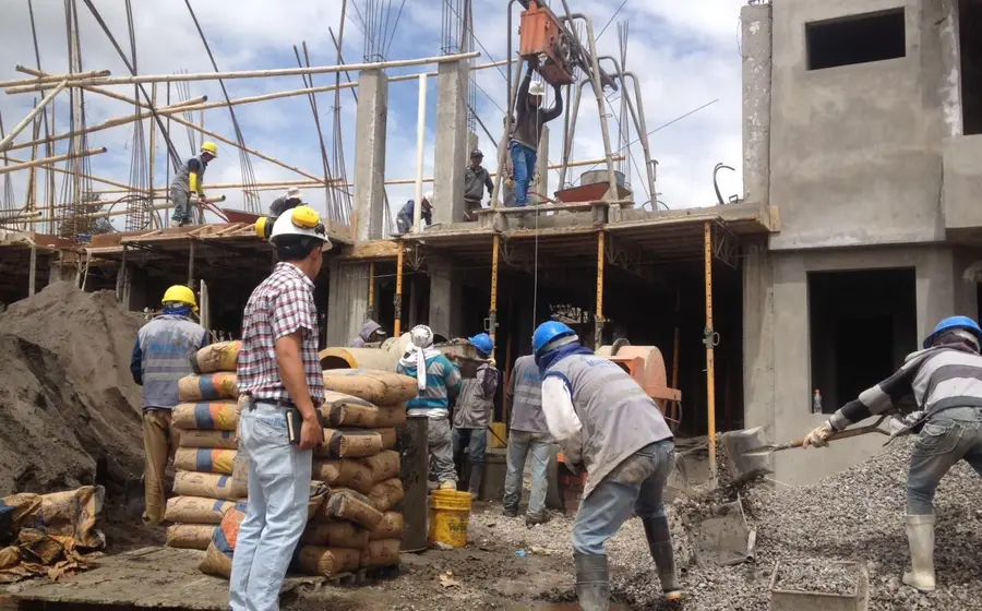 trabajadores-en-obra