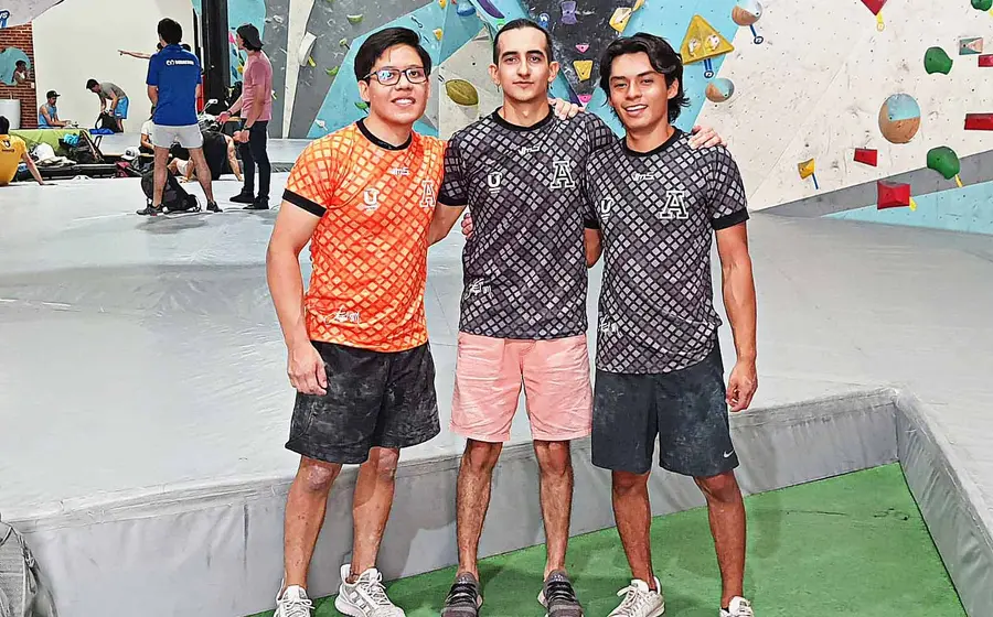 Competidores-de-escalada