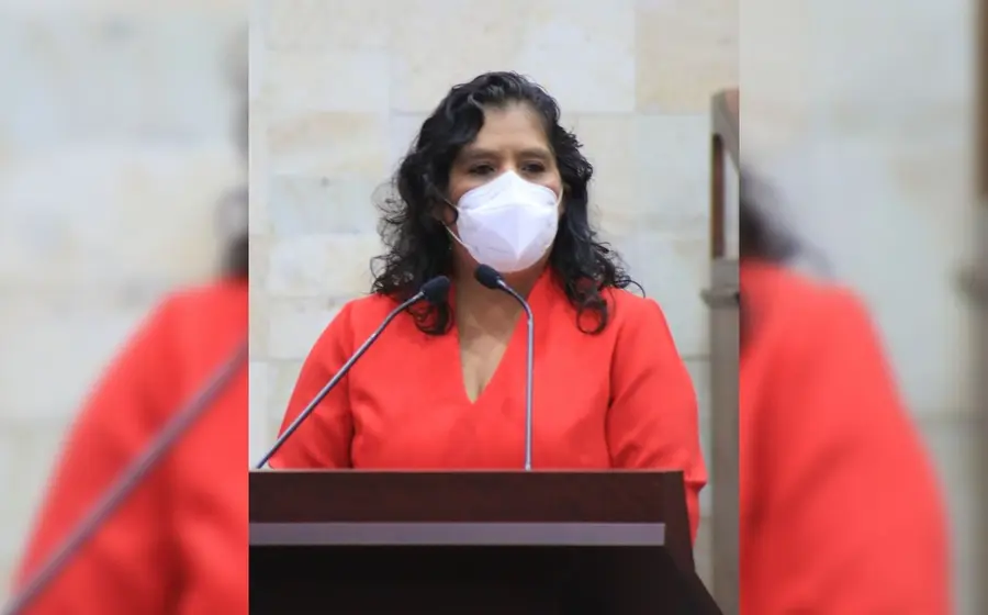 laura-estrada