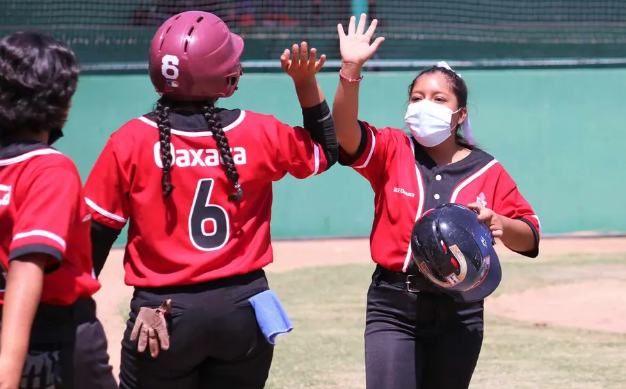 juego-de-softbol 