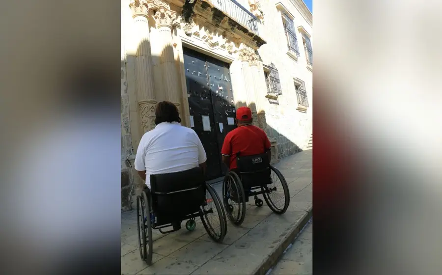 personas_con_discapacidad