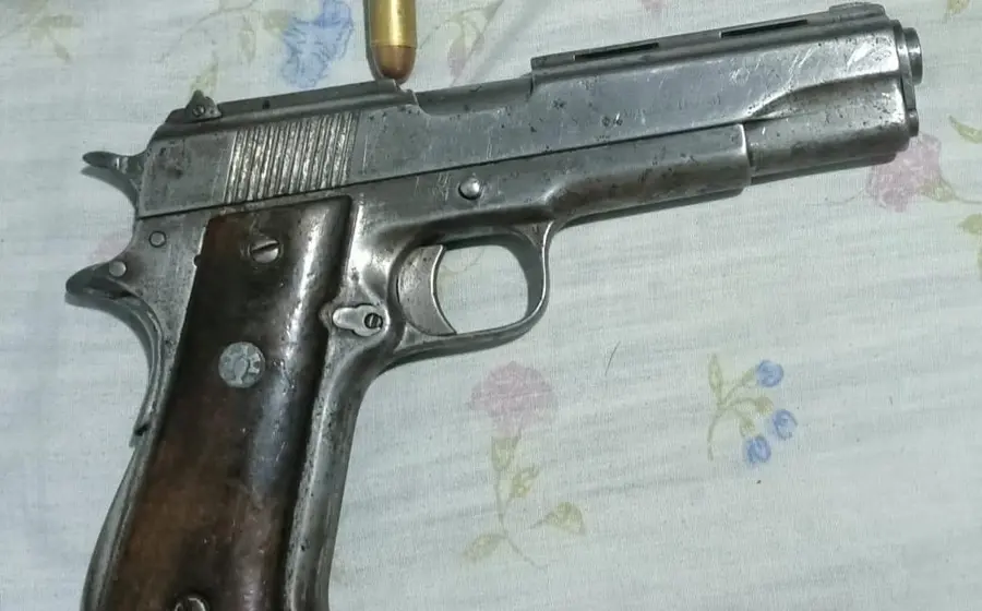 pistola-con-bala