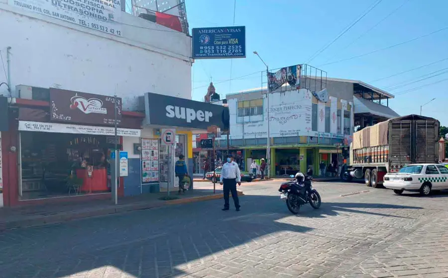 policia-en-calle 