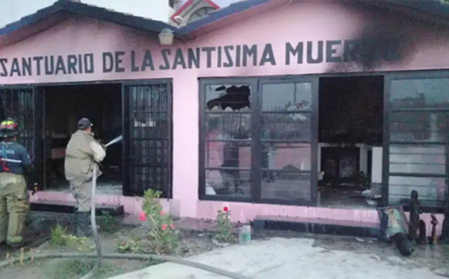 quema-santuario-santa-muerte 