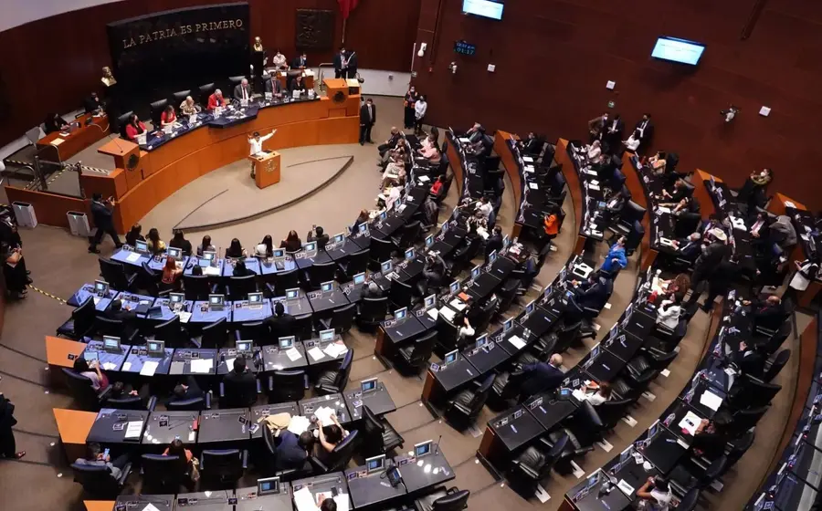 senadores