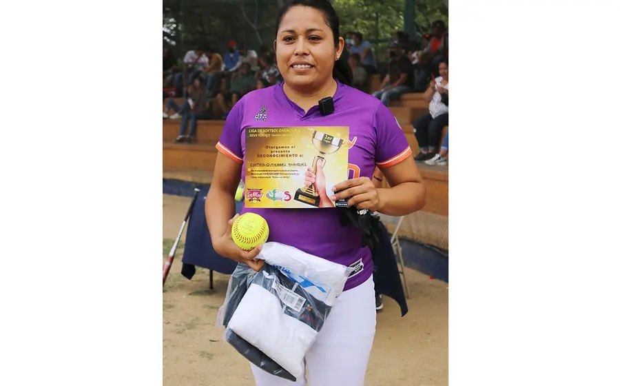 Desde niña comenzó a dar sus primeros batazos