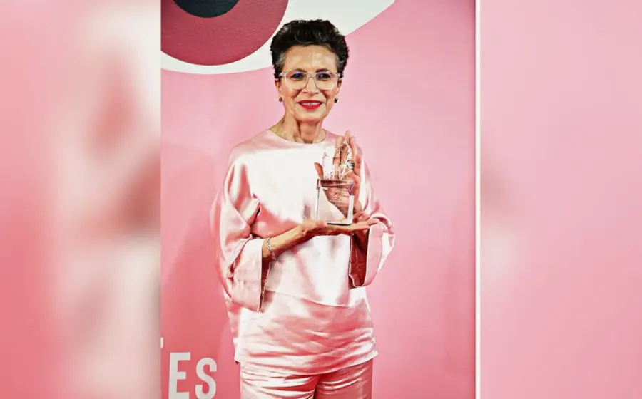 Patricia Reyes Spíndola