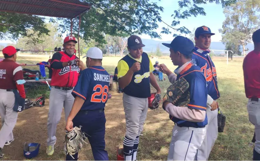 juego-de-beisbol 