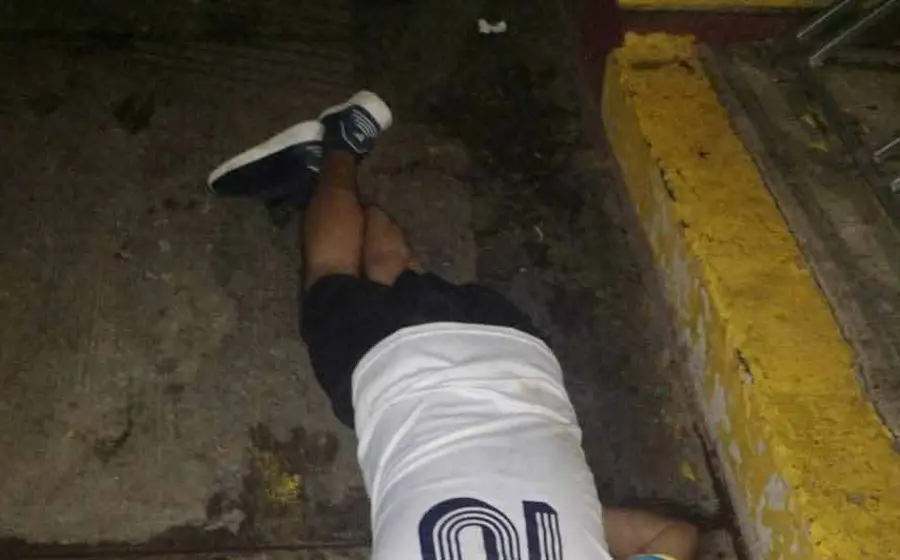 hombre-tirado 