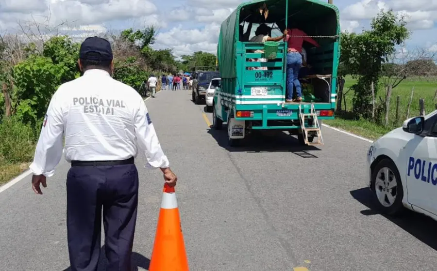 policías_en_carretera