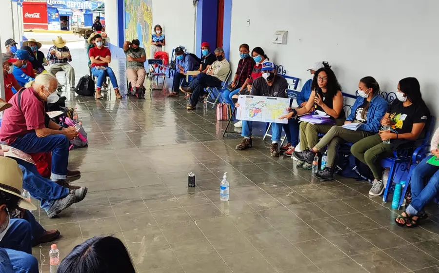 activistas_reunidos