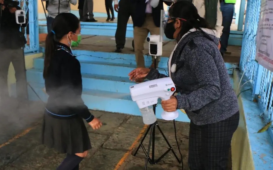 sanitizacion_en_escuela