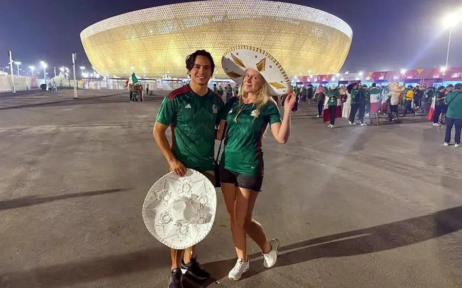 pareja-qatar