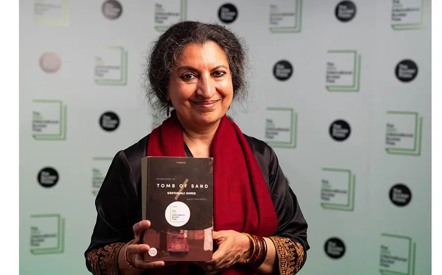 La escritora india Geetanjali Shree.