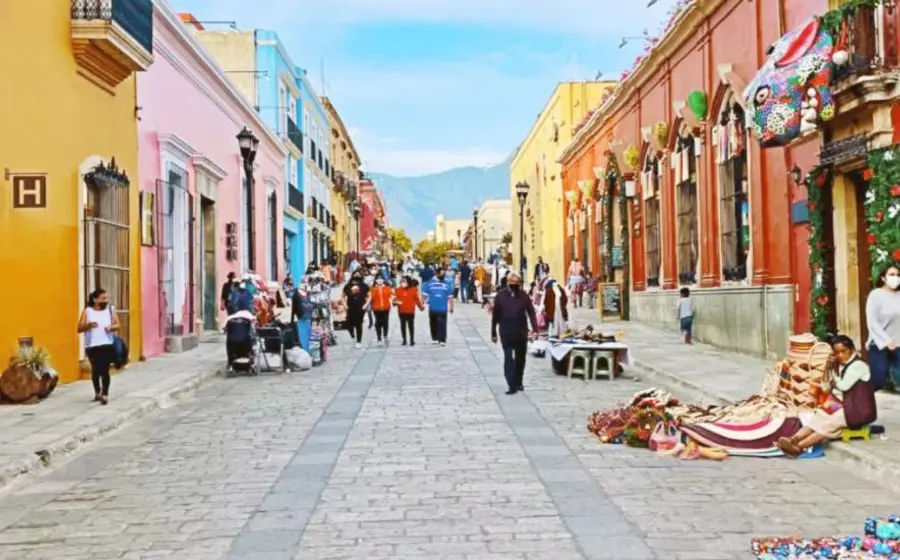calle-del-centro-oaxaca