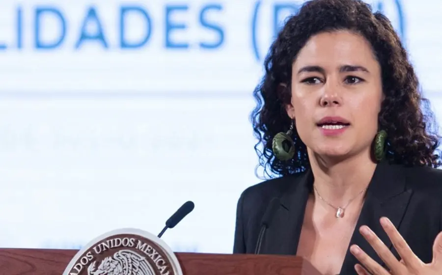 Luisa María Alcalde