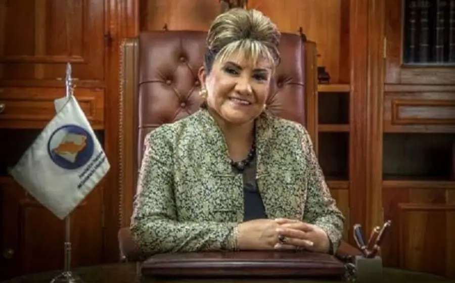 presidenta_colegio_de_notarios