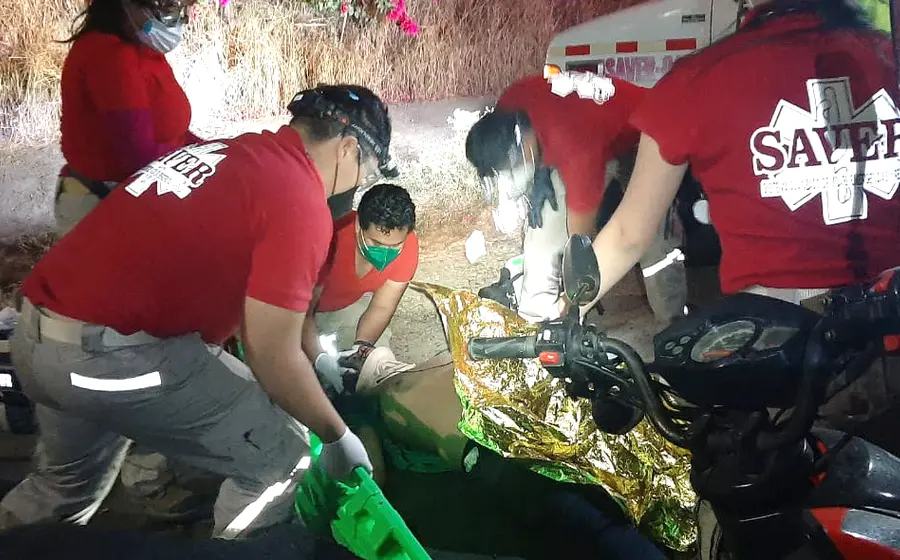 Motociclista derrapado