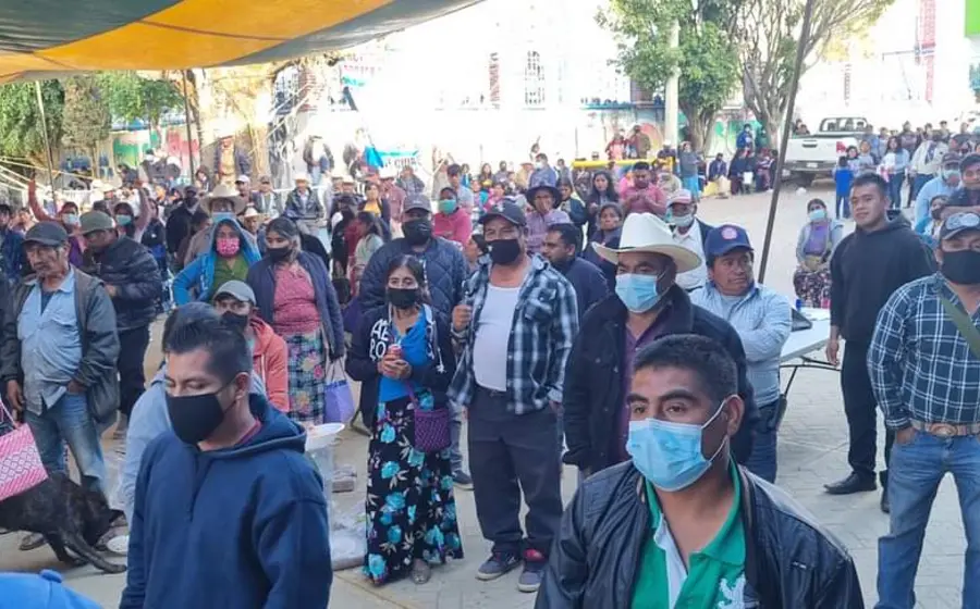 Habitantes de San Martín Peras. 