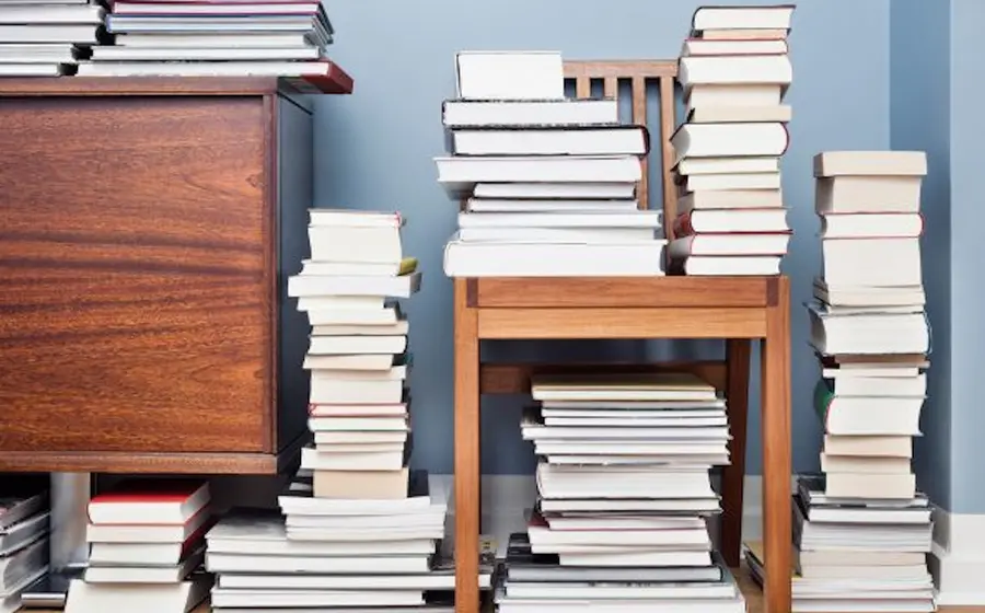 Pilas de libros