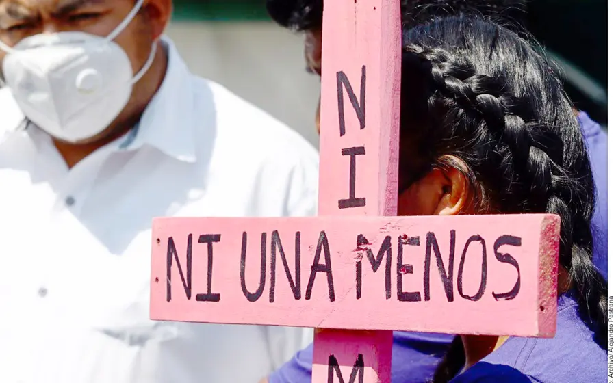 cruz-rosa-ni-una-menos