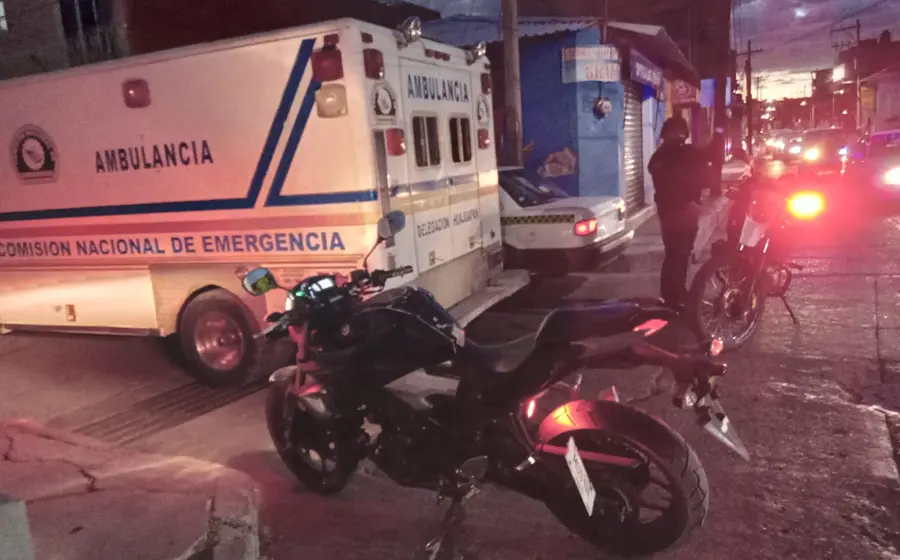 ambulancia-motocicleta-calle