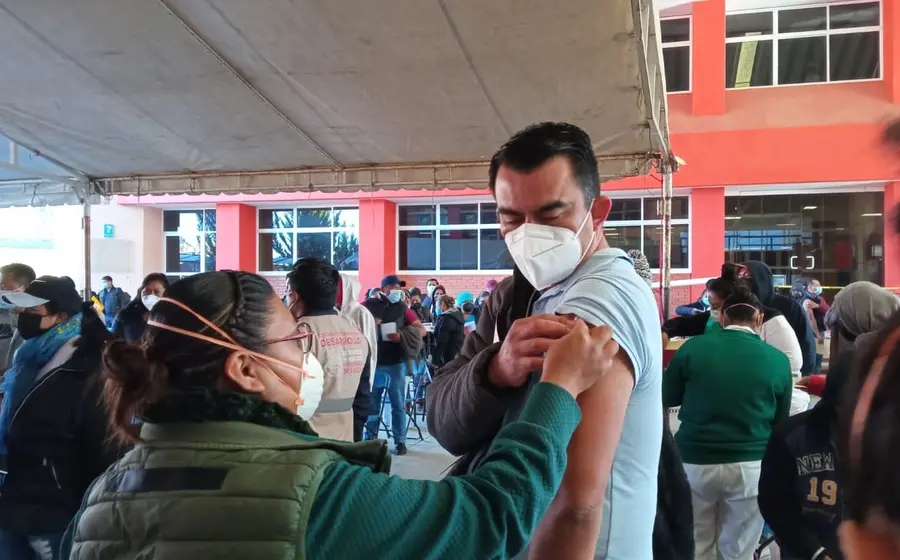 Vacunación anti-COVID 