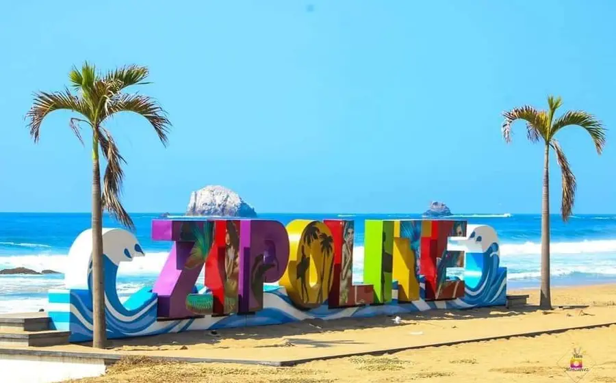 playa-de-zopolite-recibe-premio-como-destino-turistico 