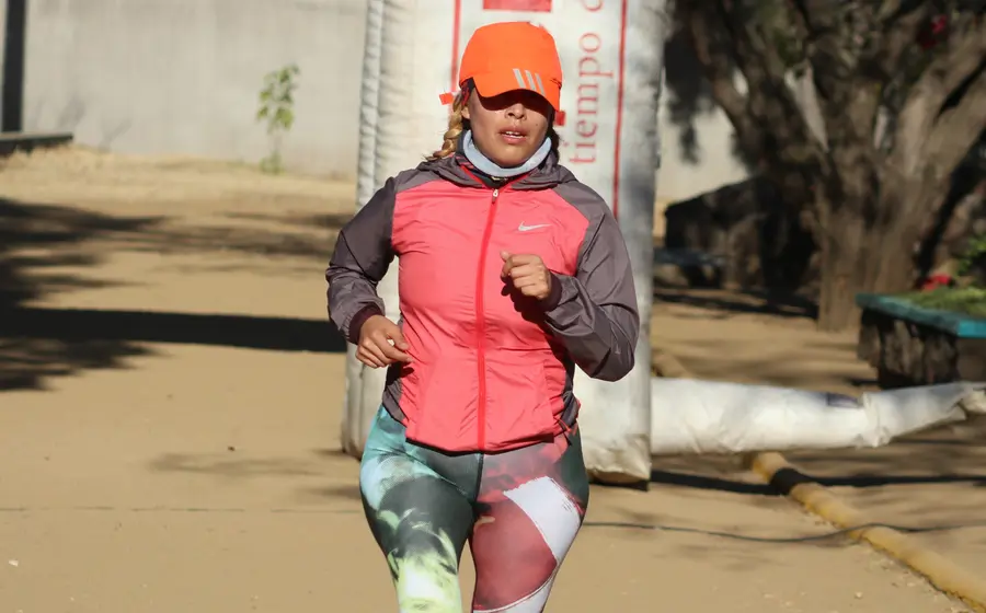 mujer-corriendo