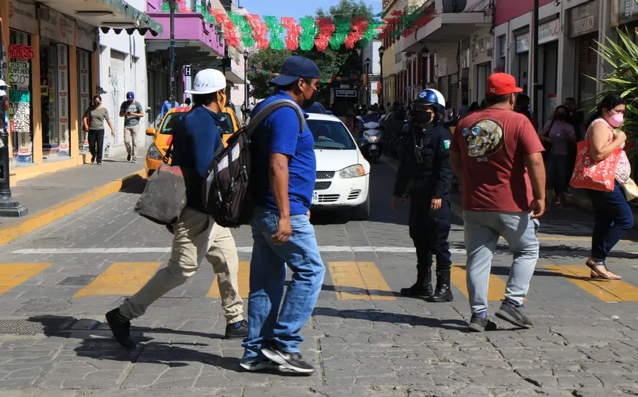personas-caminando
