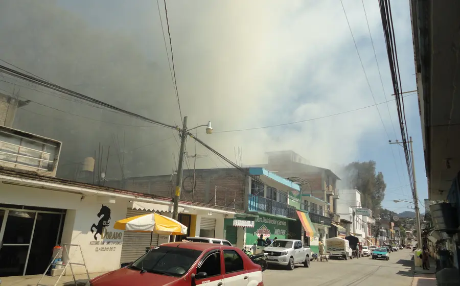 incendio-en-calle