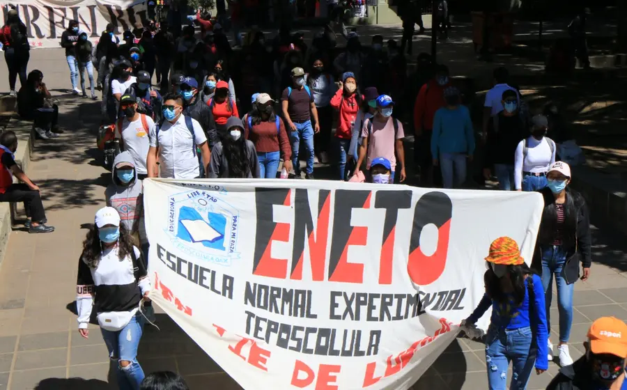 normalistas-de-oaxaca